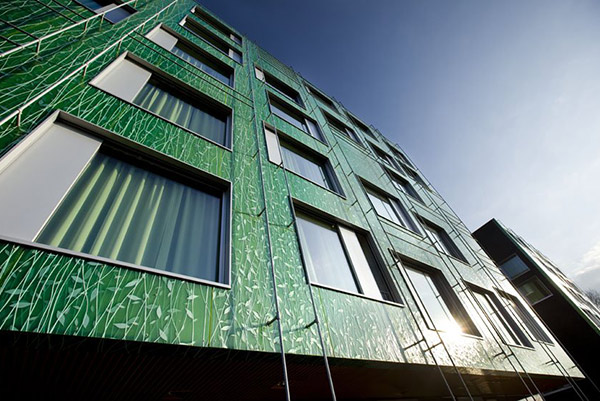 Limpieza de paneles de fachadas para edificios de vivienda